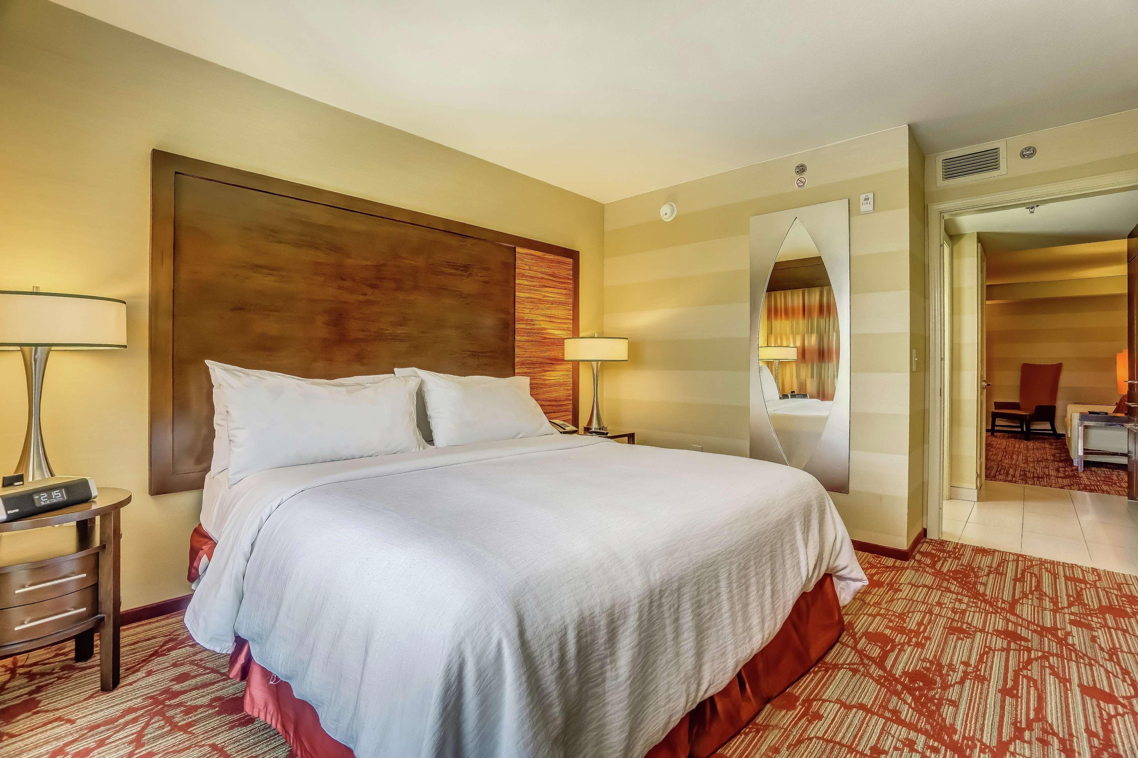 Embassy Suites Atlanta - Kennesaw Town Center Dış mekan fotoğraf