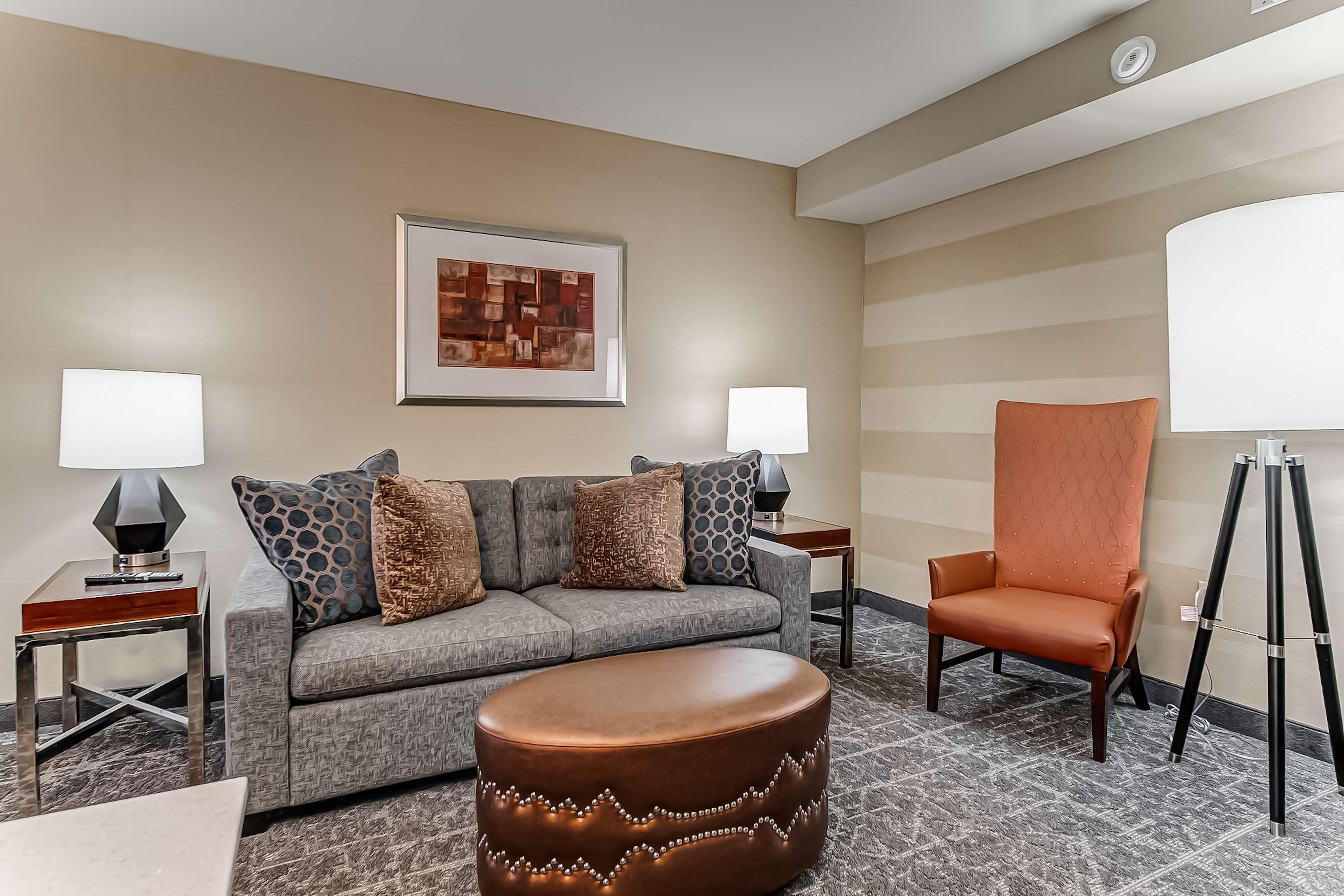 Embassy Suites Atlanta - Kennesaw Town Center Dış mekan fotoğraf