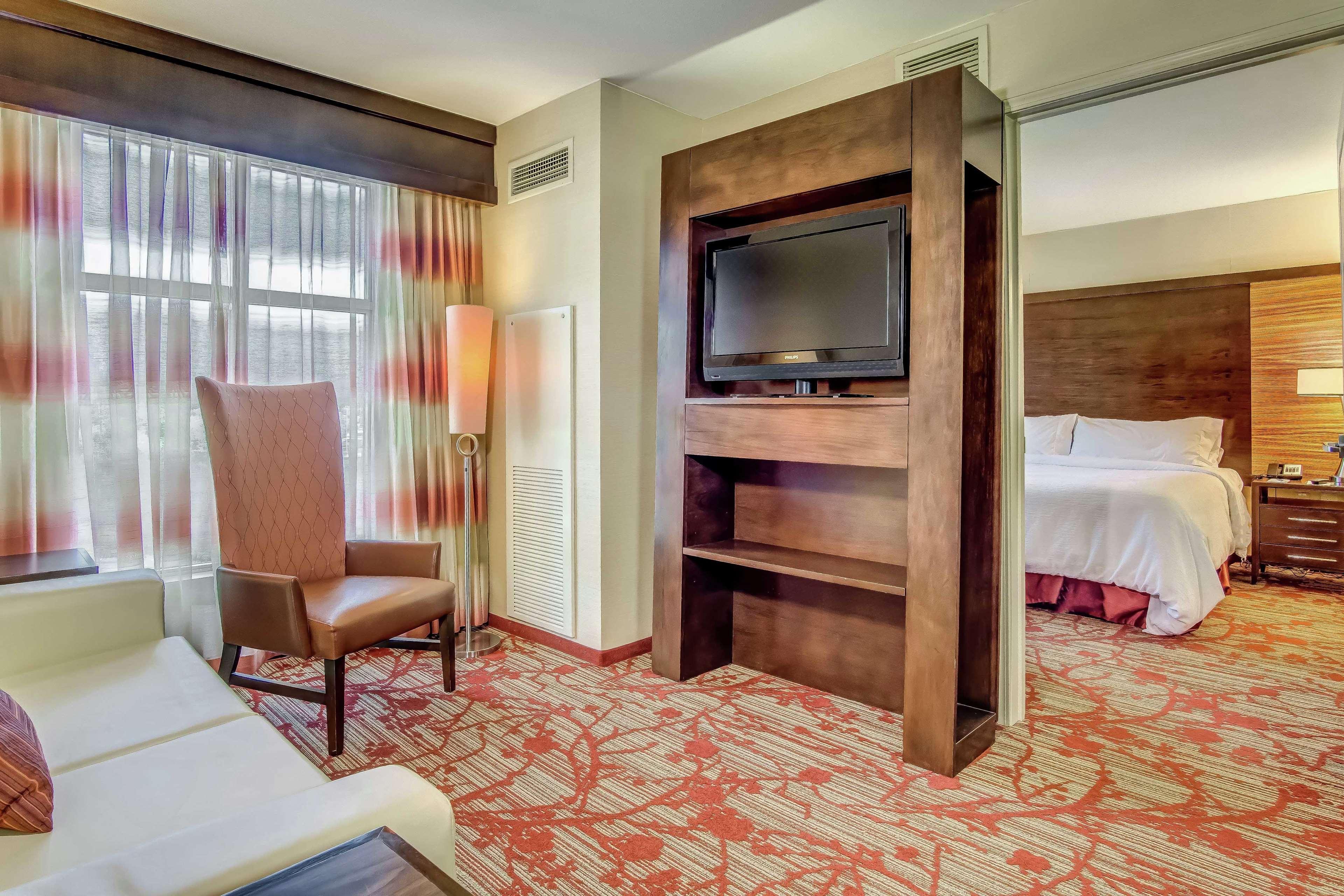 Embassy Suites Atlanta - Kennesaw Town Center Dış mekan fotoğraf