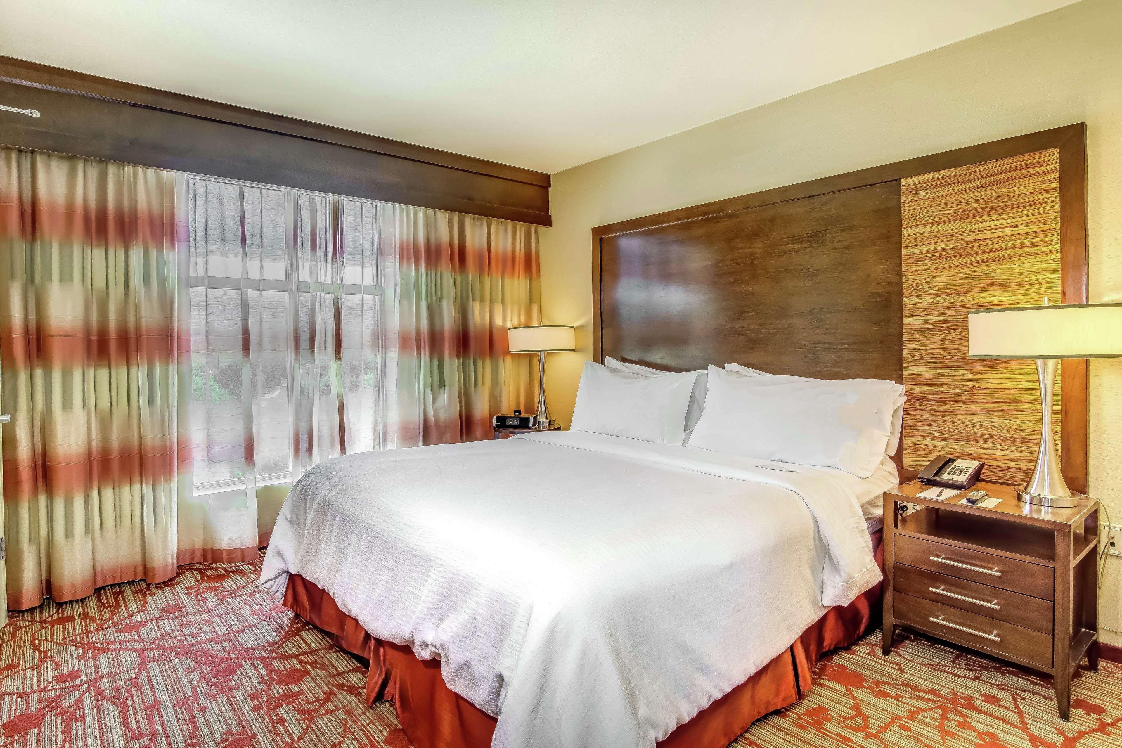 Embassy Suites Atlanta - Kennesaw Town Center Dış mekan fotoğraf