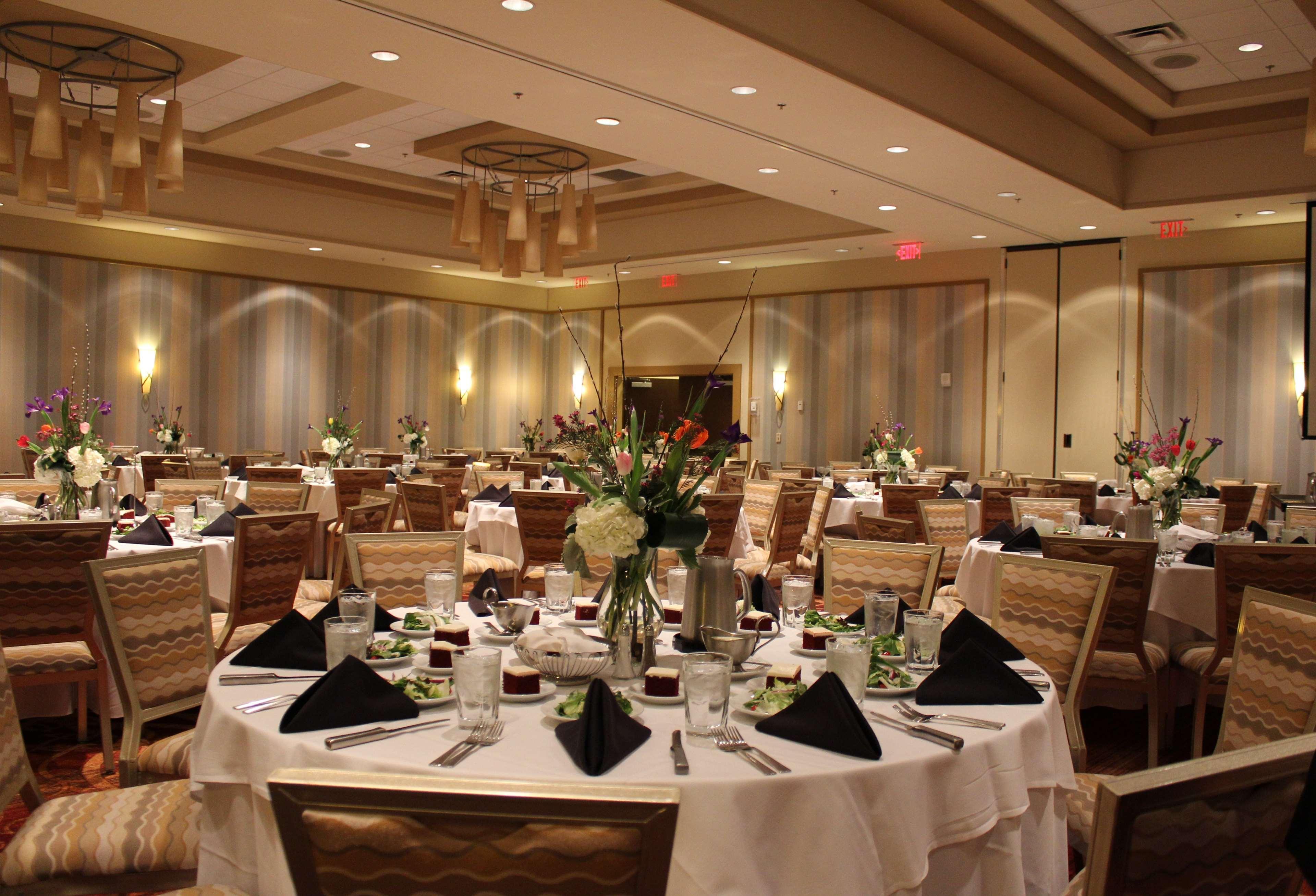 Embassy Suites Atlanta - Kennesaw Town Center Dış mekan fotoğraf