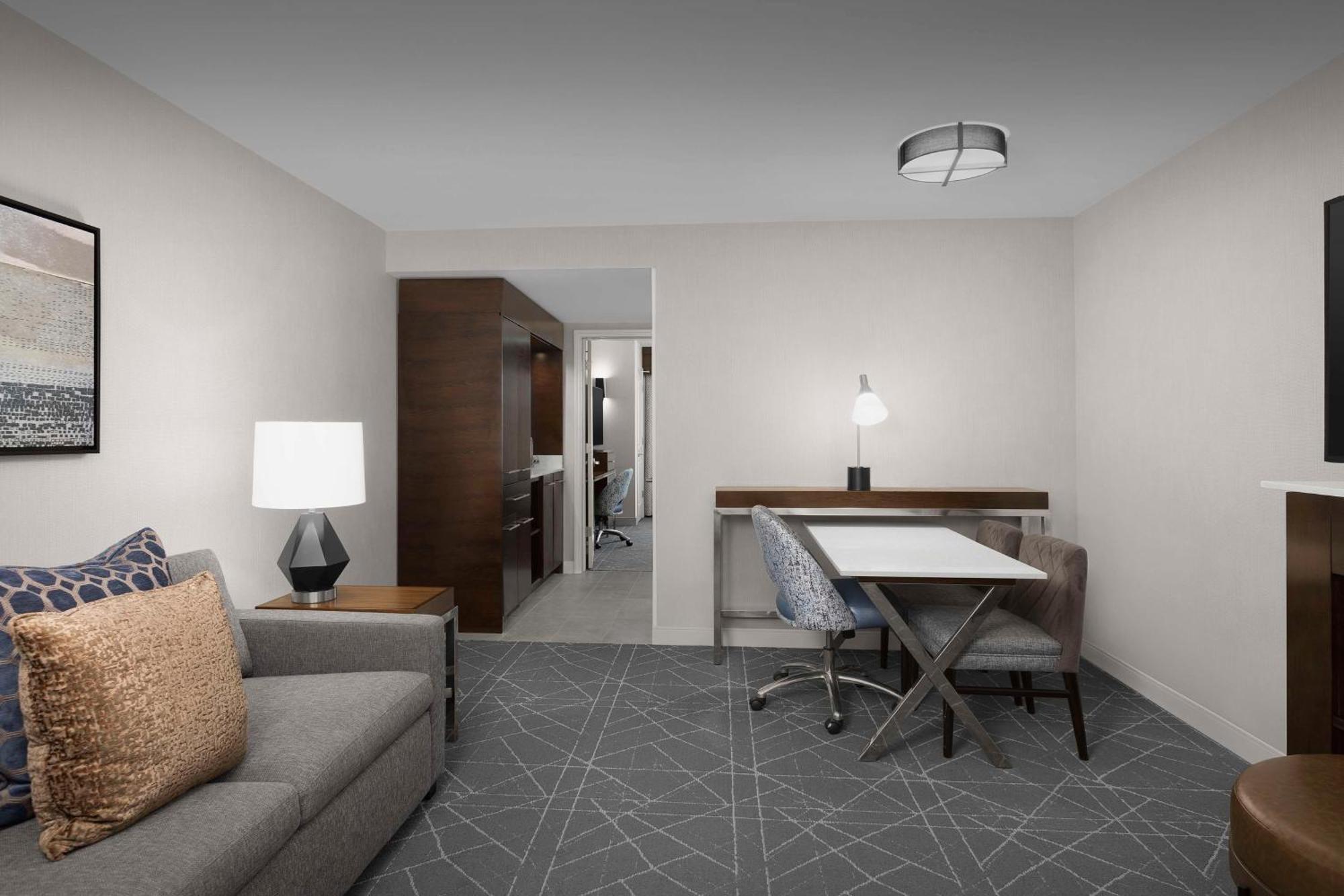 Embassy Suites Atlanta - Kennesaw Town Center Dış mekan fotoğraf